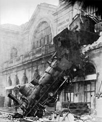 train_wreck_at_montparnasse_1895